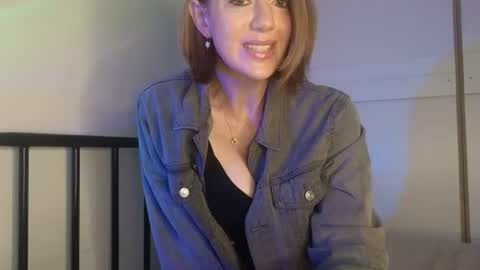 Topsy online show from 06-18-26, 07:52