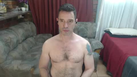 Snapshot of toptobottom4u chatting on 04-18-26, 11:47 toptobottom4u online show from 04-18-26, 11:47