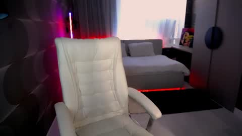 tori_blond online show from 07-03-26, 07:04
