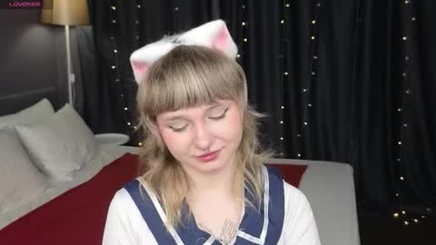 Tori online show from 03-20-26, 12:15