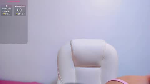 Tori Gaviria online show from 05-01-26, 11:59