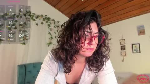 tori_just online show from 06-01-26, 01:35