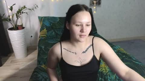 Snapshot of tori_sweet_tori chatting on 06-05-26, 06:52 Tori online show from 06-05-26, 06:52