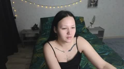 Snapshot of tori_sweet_tori chatting on 07-05-26, 02:29 Tori online show from 07-05-26, 02:29