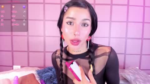 Tori  online show from 01-16-26, 10:25