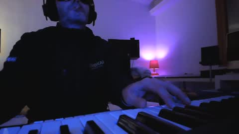 Snapshot of torosko chatting on 01-07-25, 11:56 Torosko online show from 01-07-25, 11:56