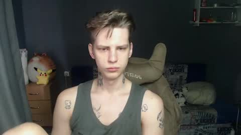 Snapshot of tosssska20 chatting on 06-03-26, 12:19 Toshka online show from 06-03-26, 12:19