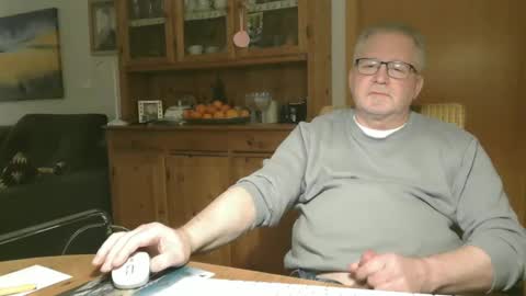 toto758 online show from 01-18-25, 11:00