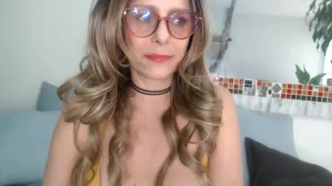 TotyPink online show from 11-21-25, 03:00