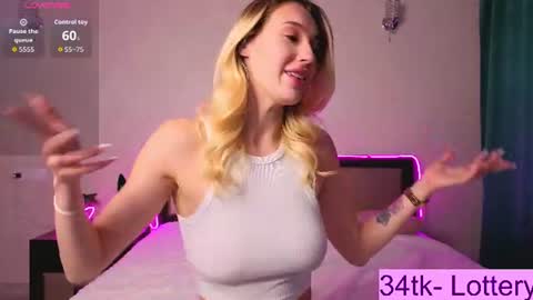 ToxicDollKiss online show from 06-15-26, 09:39