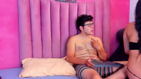 toxiclove01 online show from 12-22-25, 07:33