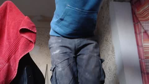 Snapshot of tralalabala chatting on 12-12-24, 02:44 Tralalabala online show from 12-12-24, 02:44