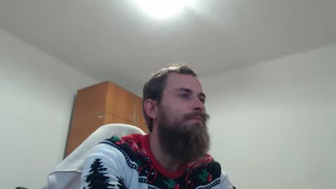 Snapshot of tralalabala chatting on 10-08-25, 03:53 Tralalabala online show from 10-08-25, 03:53