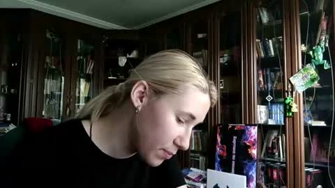 Lesly online show from 06-11-26, 08:45