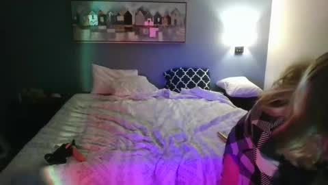 USA GURL online show from 03-02-26, 10:55