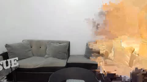 Snapshot of transmanilasue chatting on 02-20-25, 09:00 Sue online show from 02-20-25, 09:00