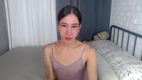 Snapshot of transmedusaxxx chatting on 05-05-26, 09:34 Chloe online show from 05-05-26, 09:34