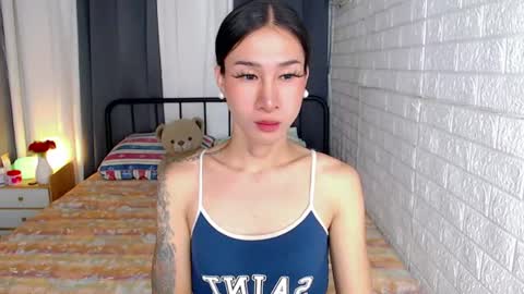 Snapshot of transmedusaxxx chatting on 06-20-26, 02:03 Chloe online show from 06-20-26, 02:03
