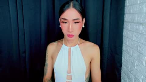 Snapshot of transmedusaxxx chatting on 06-29-26, 03:23 Chloe online show from 06-29-26, 03:23
