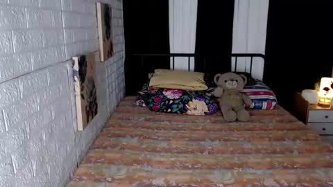 Snapshot of transmedusaxxx chatting on 07-22-26, 06:27 Chloe online show from 07-22-26, 06:27