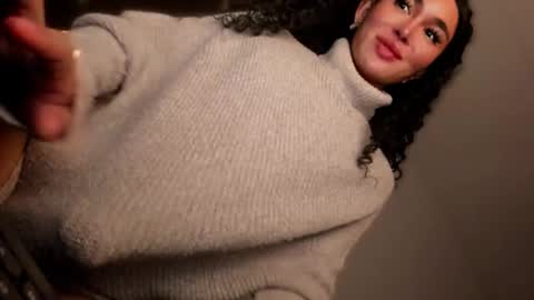 ALMIGHTY GODDESS VALENTINA online show from 10-12-25, 02:05