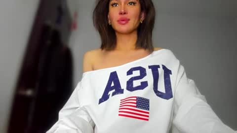 Snapshot of transnextdoor_ chatting on 07-15-26, 06:57 ALMIGHTY GODDESS VALENTINA online show from 07-15-26, 06:57