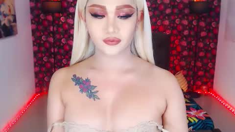 KYLIE BELLA  TS online show from 04-18-26, 07:51