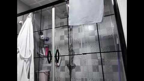 Snapshot of trapper727272 chatting on 01-07-26, 05:54 Big Head Cock online show from 01-07-26, 05:54