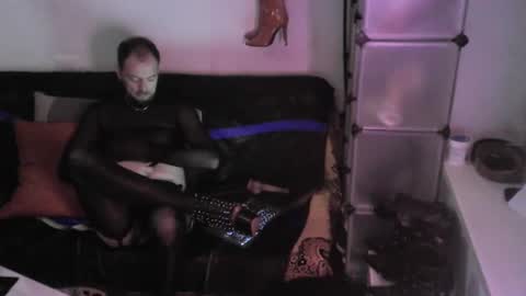 travanale online show from 03-05-25, 02:36