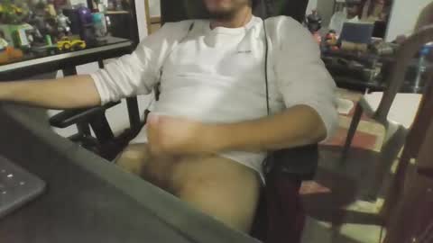 traveler_92 online show from 02-11-26, 04:17