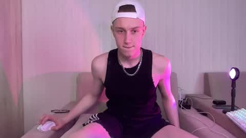 Travis online show from 04-13-26, 09:15