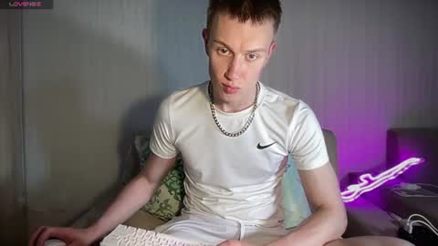 Travis online show from 06-22-26, 09:06