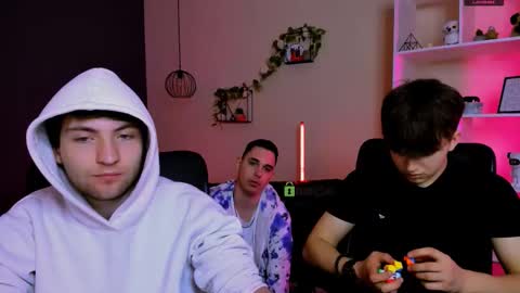 Travis online show from 03-15-26, 09:59