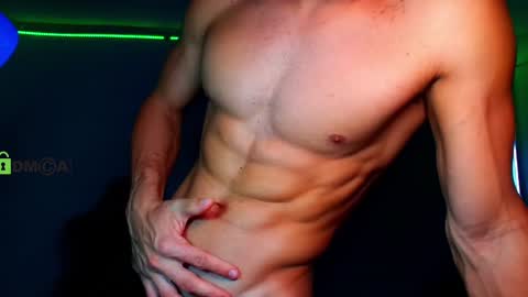 TRAVIS. online show from 12-04-24, 10:30