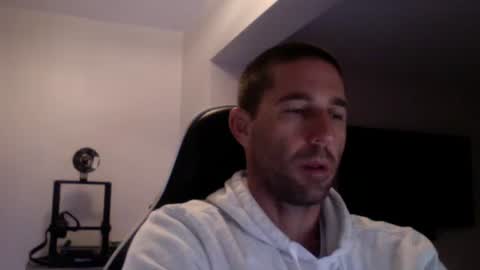 TravisKenn online show from 03-11-25, 11:44
