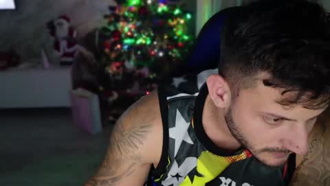 TRAVISS HOLDEN online show from 12-19-24, 04:34