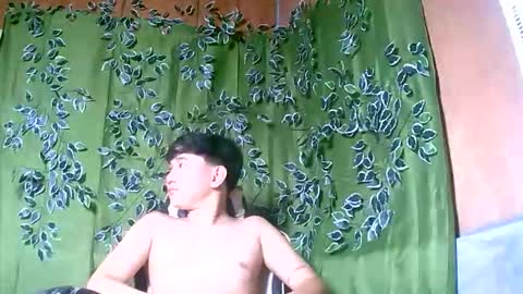 trebz_01 online show from 11-12-25, 08:04