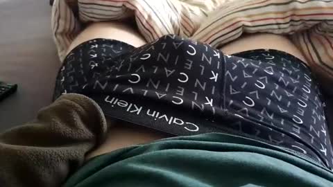 Snapshot of tree1989 chatting on 10-25-25, 10:23 tree1989 online show from 10-25-25, 10:23