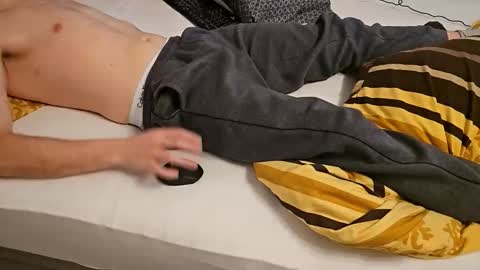 Snapshot of tree1989 chatting on 02-27-26, 09:59 tree1989 online show from 02-27-26, 09:59