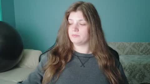 Snapshot of treejeanne chatting on 06-25-26, 03:16 TreeJeanne online show from 06-25-26, 03:16