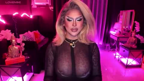 Jade online show from 10-26-25, 09:48