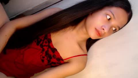 STEPHANiE online show from 12-18-25, 01:33