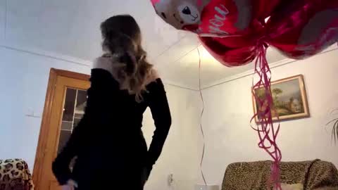 Tina online show from 02-14-26, 08:27