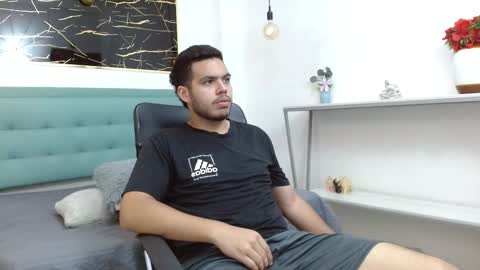 Snapshot of trevor_ash chatting on 02-10-26, 03:32 TREVOR online show from 02-10-26, 03:32