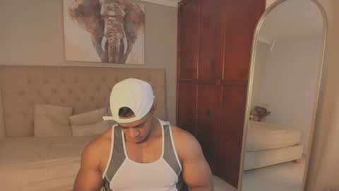 Snapshot of trevor_vinc chatting on 06-13-26, 01:09 trevor online show from 06-13-26, 01:09