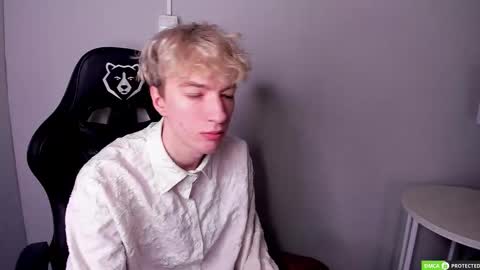 TrevorBenson online show from 01-06-26, 04:05