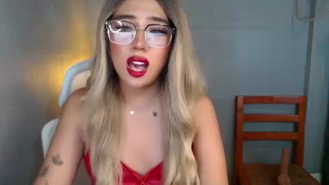 trexie_fucks15 online show from 12-15-25, 12:04