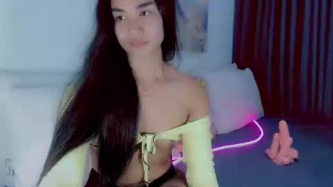 Snapshot of trexiesugar_cum chatting on 12-16-25, 05:40 LOML online show from 12-16-25, 05:40