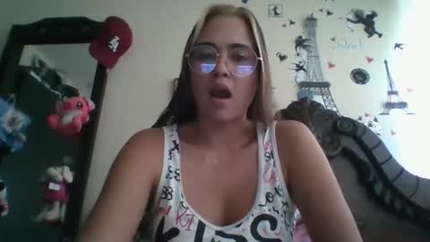 triana_bell online show from 11-21-25, 07:01