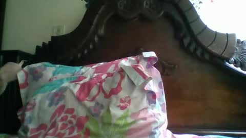 triana_bell online show from 11-29-25, 06:33